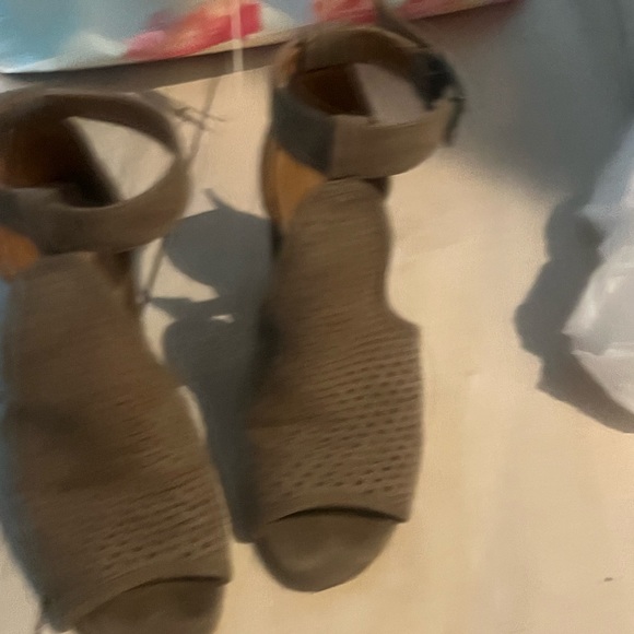 Universal thread Heeled cut out booties tan - Picture 2 of 4